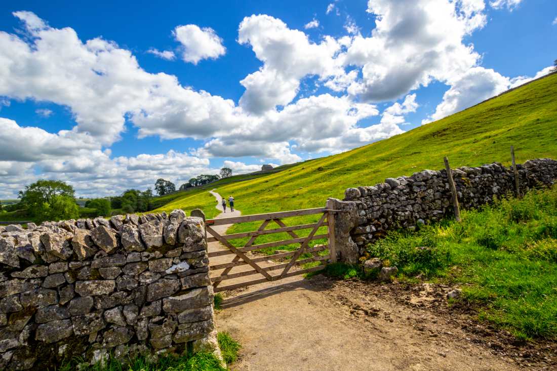 Hiking along the Pennine Way in Yorkshire |  Juliet Photography