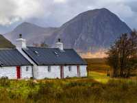 Blackrock Cottage in Glencoe - famous in the Scottish Highlands |  Chris Dorney